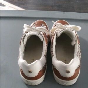 Guess Brown and White Sneakers